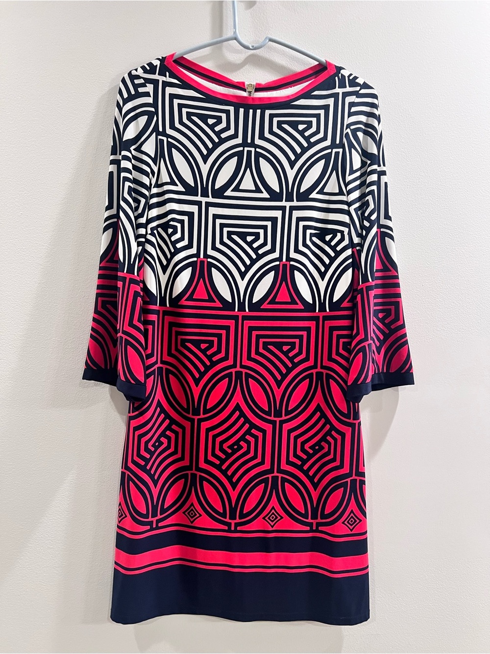 Eliza J Geometric Shift Dress in Pink, Navy & White Size 6
